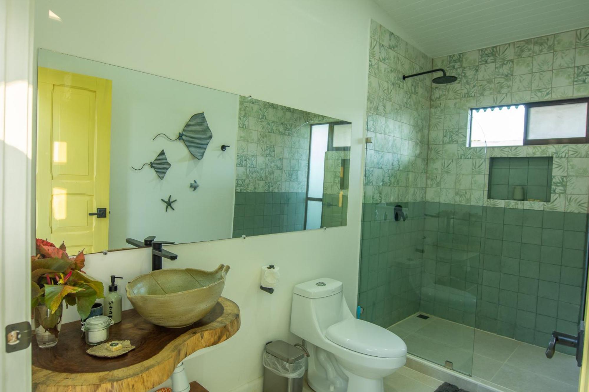 Namaitami Casa Hermosa Con Ac Y Piscina A Solo 650 Metros Del Parque Nacional Cahuita Exterior foto