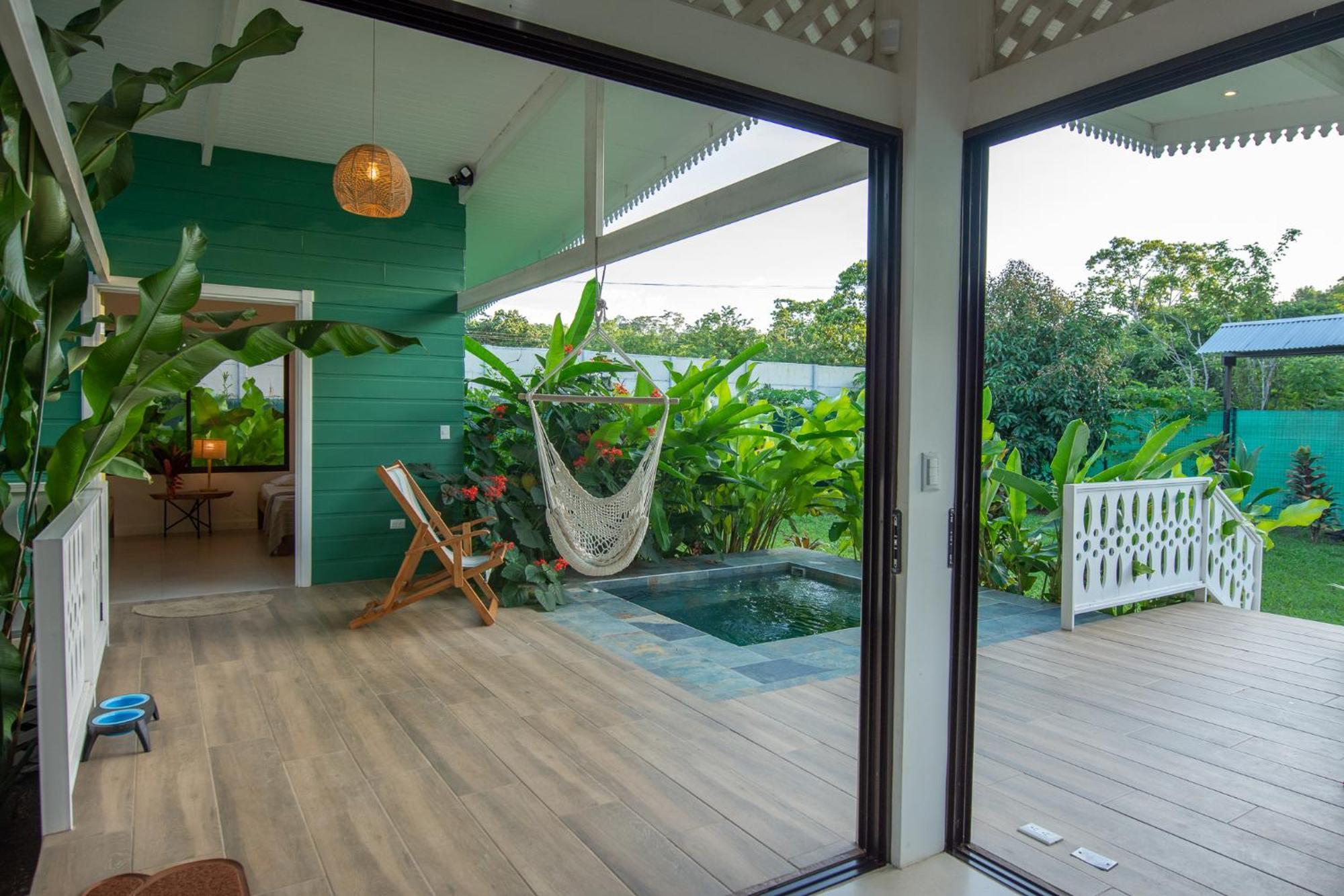 Namaitami Casa Hermosa Con Ac Y Piscina A Solo 650 Metros Del Parque Nacional Cahuita Exterior foto